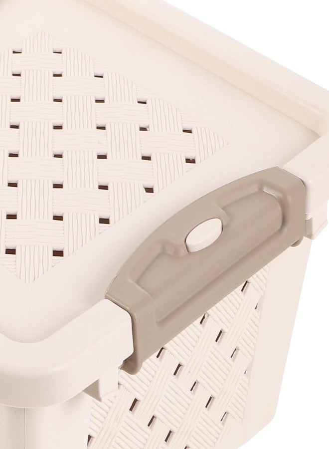 BUGUUYO Hamster Carrier Box Plastic Small Pet Transport Box Breathable Travel Carrier with Spacious Interior Easy to Clean for Hamsters and Small Animals - Image 5